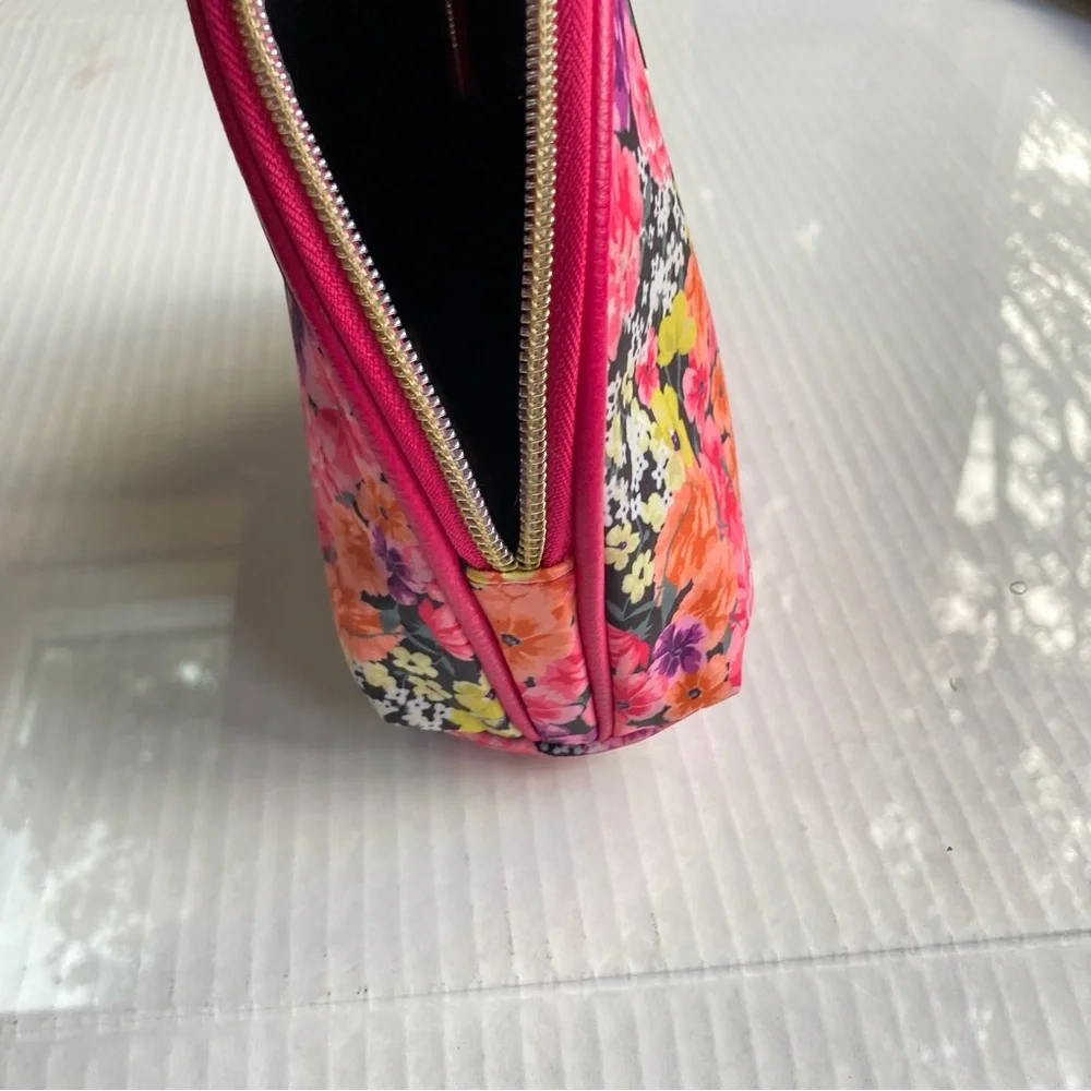 Betsey Johnson Floral Cosmetic Bag Black Multi Roses Print Make up Travel Case